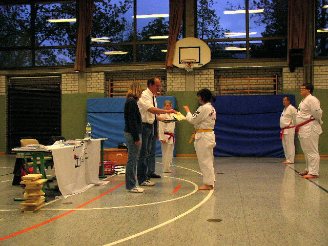 image32
