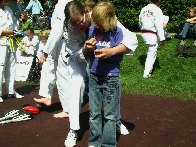 image33